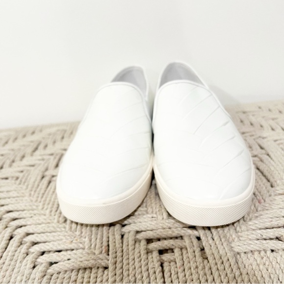 VINCE White Leather Woven Textured Womens Slip On Platform Sneakers size US 11 - Picture 8 of 9